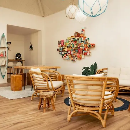 Behappy Lodge&brunch Hostel