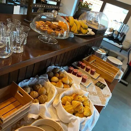 Behappy Lodge&brunch Hostel